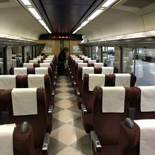 乗車すると･･･あれ？さっきの人たちは何処に？