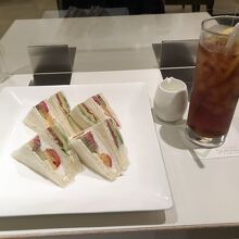 千疋屋総本店 フルーツパーラー 西武池袋店