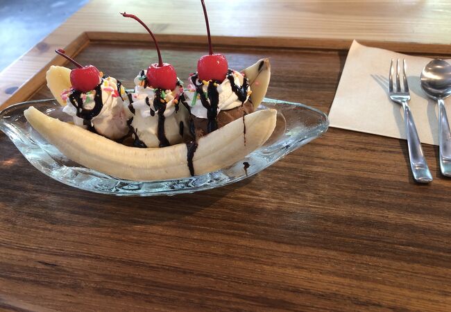 おしゃれなカフェ