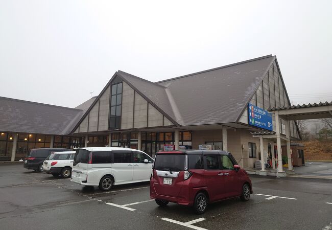 国道18号線沿いにある道の駅