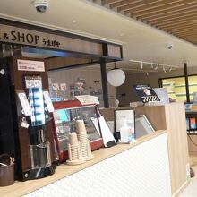 セルフ式コーヒーとショップ