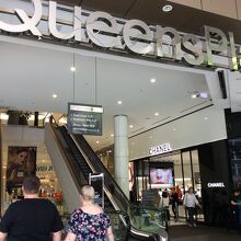 アデレード ストリート側の入口