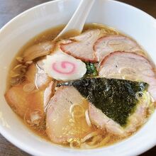 チャーシュー麺（ナルトは別乗せ）