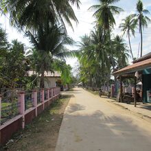 コーン島のゲストハウス街