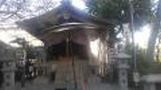 思ったより小さな神社です