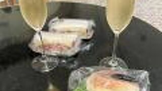 観劇の合間に便利