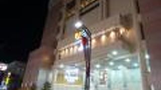 遅くまで営業しているのがありがたいです