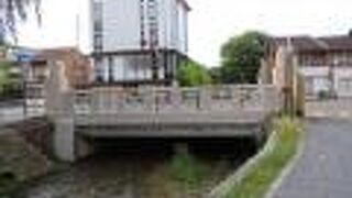 東詰に京都最古の道標