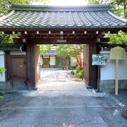 泉涌寺の塔頭のひとつで不空羂索観音で知られます