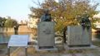 原爆ドームの近くに