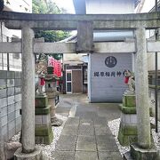 小さいながらも趣のある神社