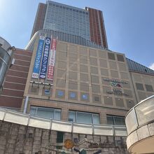 キャロットタワー