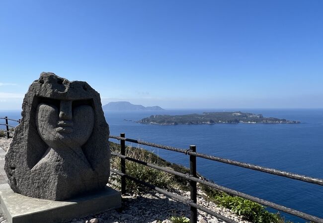 神津島、式根島が見渡せます。