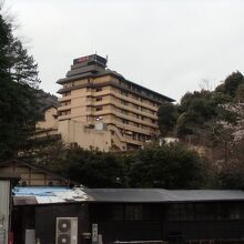 箱根湯本温泉　ホテル　おかだ