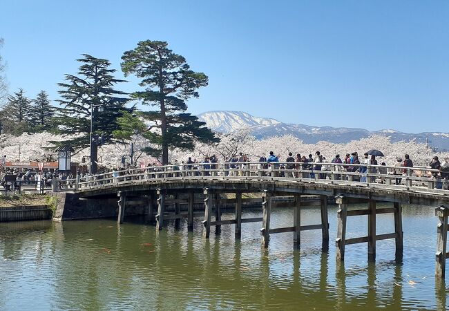 かつて高田城の正門への橋