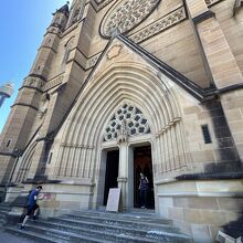 大聖堂の入口