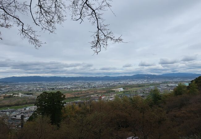 京都の南端、広々とした景観。