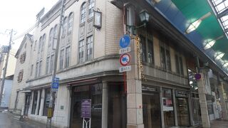 とても精緻な印象