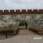 鳳山県旧城の東側にある城門です。