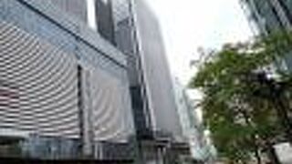 39階建てだが、お店は下層階に少し