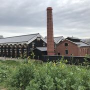 100年の歴史を誇る赤レンガ造りの酒造工場