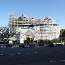 旧門司三井倶楽部　滞在中は工事中