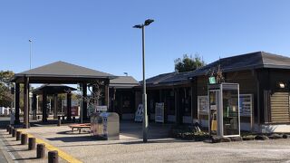 小さなパーキングエリア