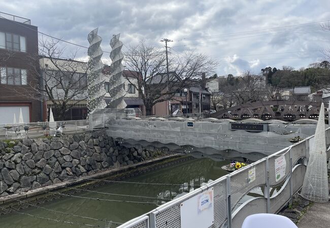 湊川カラクリ時計 「虹の橋」