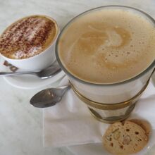 コーヒー類や…、