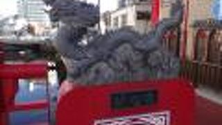 銅座川に架かっている橋です。