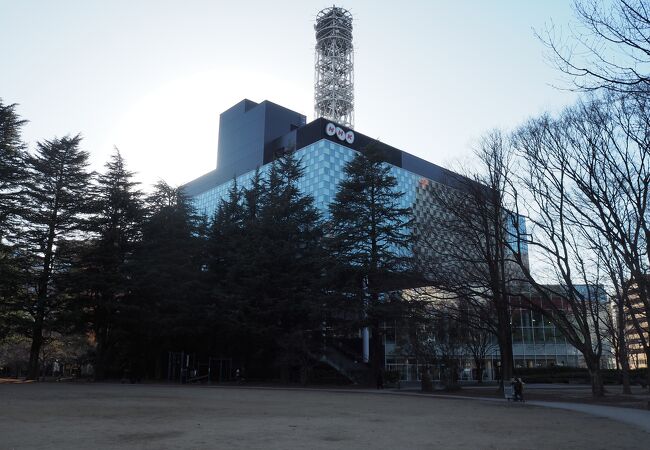 勾当台公園の仙台駅より