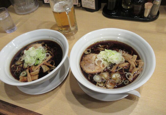 富山ブラックラーメン