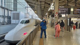 豊橋停車の「ひかり」に乗りました