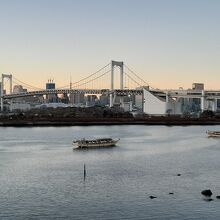 レインボーブリッジ（アクアシティから）