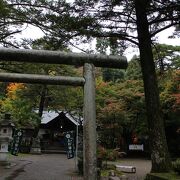 春日山神社