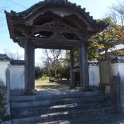 江戸時代後期に建てられた門