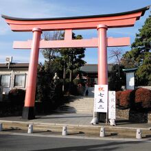 東伏見稲荷神社(入口・鳥居)