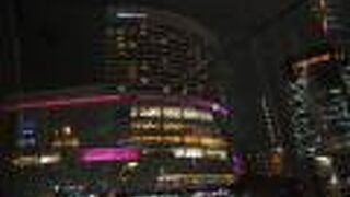 桜木町駅真ん前の複合施設、レストランも充実、上層階にはホテルニューオータニインプレミアム