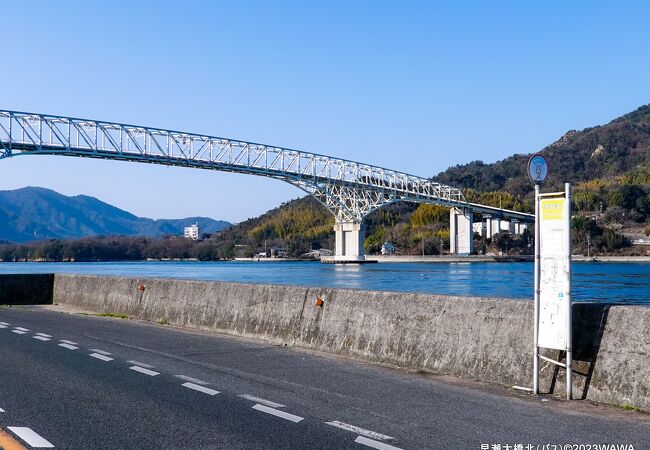 倉橋島と江田島市の東能美島を結ぶ橋が早瀬大橋