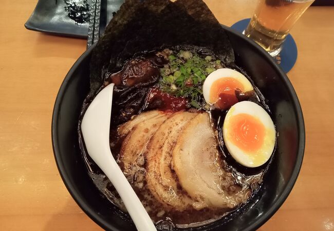 日本の豚骨ラーメン