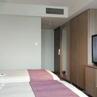 クローゼットは扉付です。