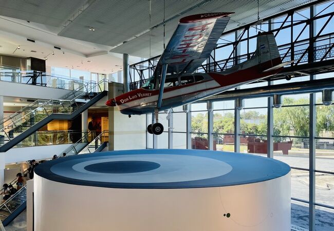 フォークランド紛争のミュージアム。南極を含む南大西洋の島々の地理と風土も紹介されています
