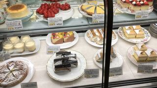 ケーキがおいしくホスピタリティが高い