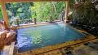 水着着用の秘境温泉