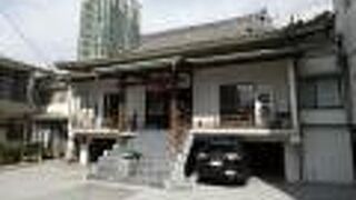 二本榎通り沿い浄土宗寺院