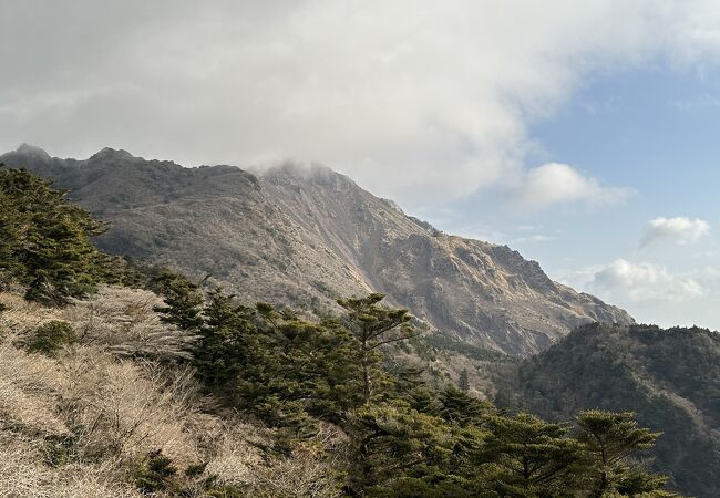 雲仙側と島原側に展望地がある