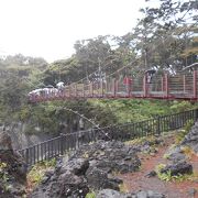 城ケ崎の海にかかる人気の吊橋