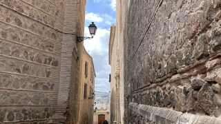 旧市街の街歩きが楽しい世界遺産