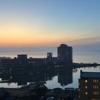 部屋からの朝焼け