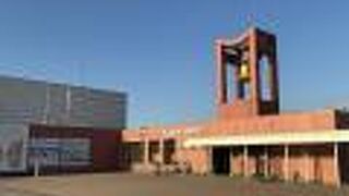 オランダ教会を模した鐘楼